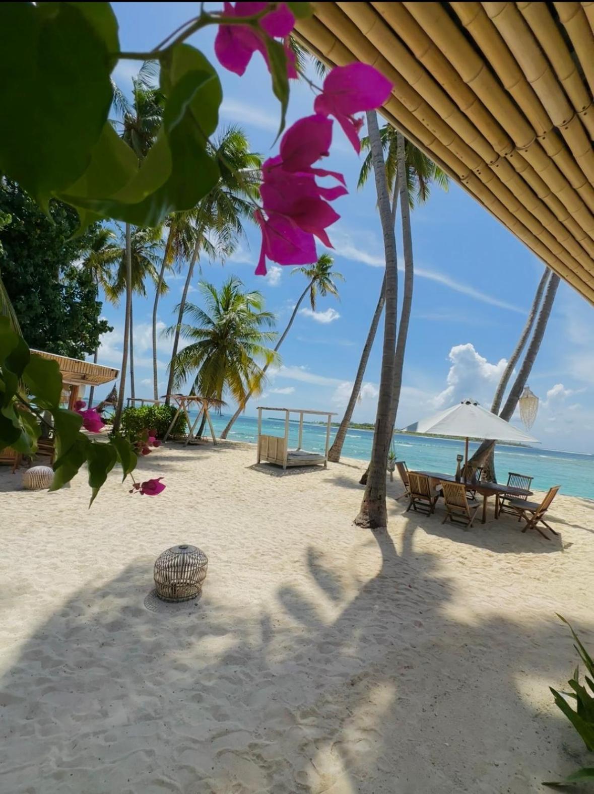 Hotel Met House Thulusdhoo Exterior foto
